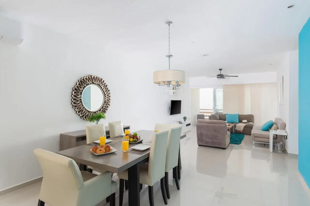 Downtown 6Br Ph With 2 Private Jacuzzi For Large Groups Apartment Playa del Carmen 0*,  Mexico