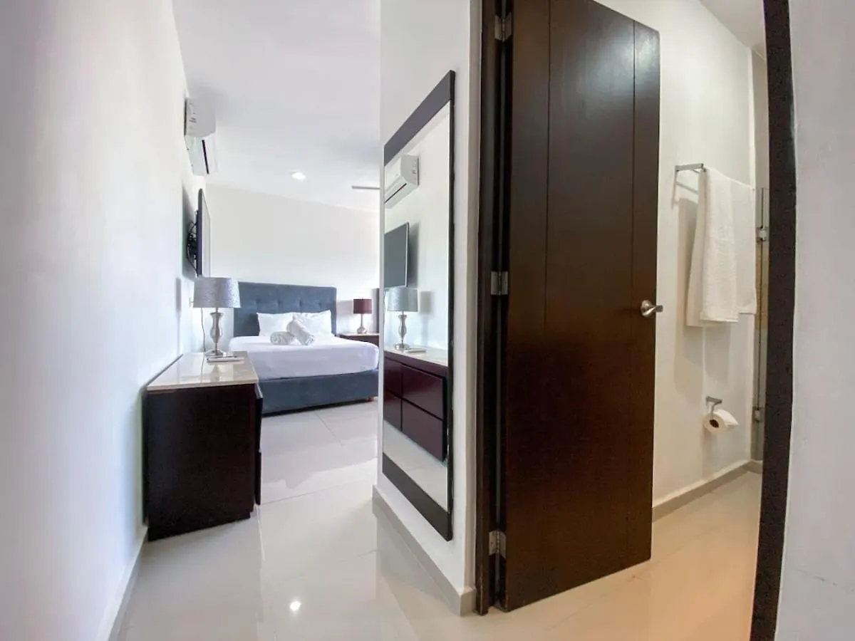 Downtown 6Br Ph With 2 Private Jacuzzi For Large Groups Apartment Playa del Carmen Mexico